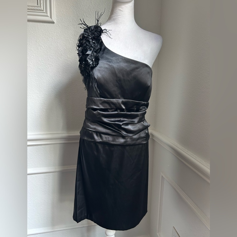 Bisou Bisou Black One-Shoulder Dress with Floral Detail